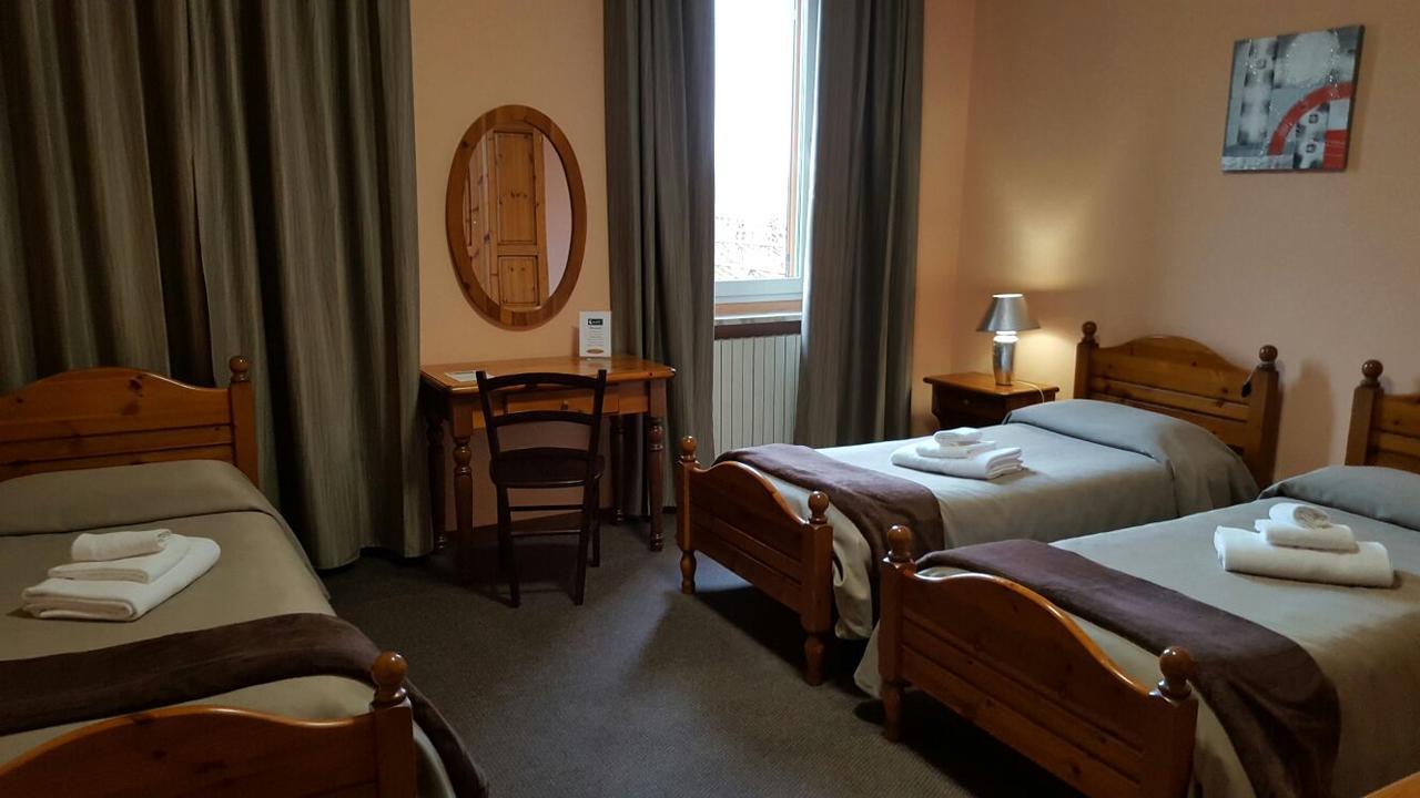 Hotel Calaluna Biella Extérieur photo