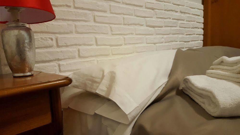 Hotel Calaluna Biella Extérieur photo